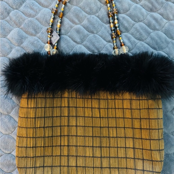 Elegant Black and Gold Women's Tote Bag - Picture 1 of 4